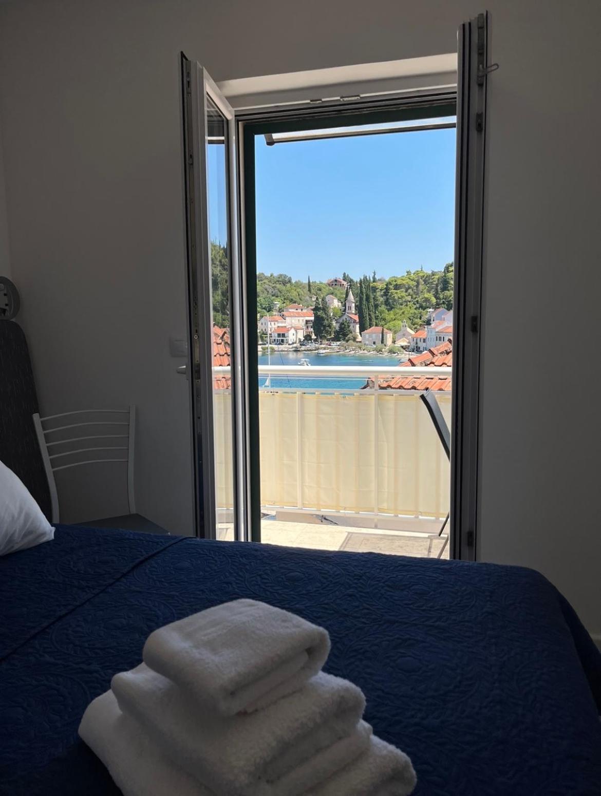 Apartmani Antonia Račišće Exterior foto